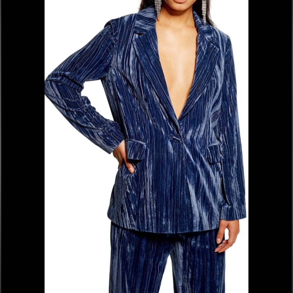 TopShop Women’s Crushed Velvet Navy Suit Co-Ord. New with Tags.